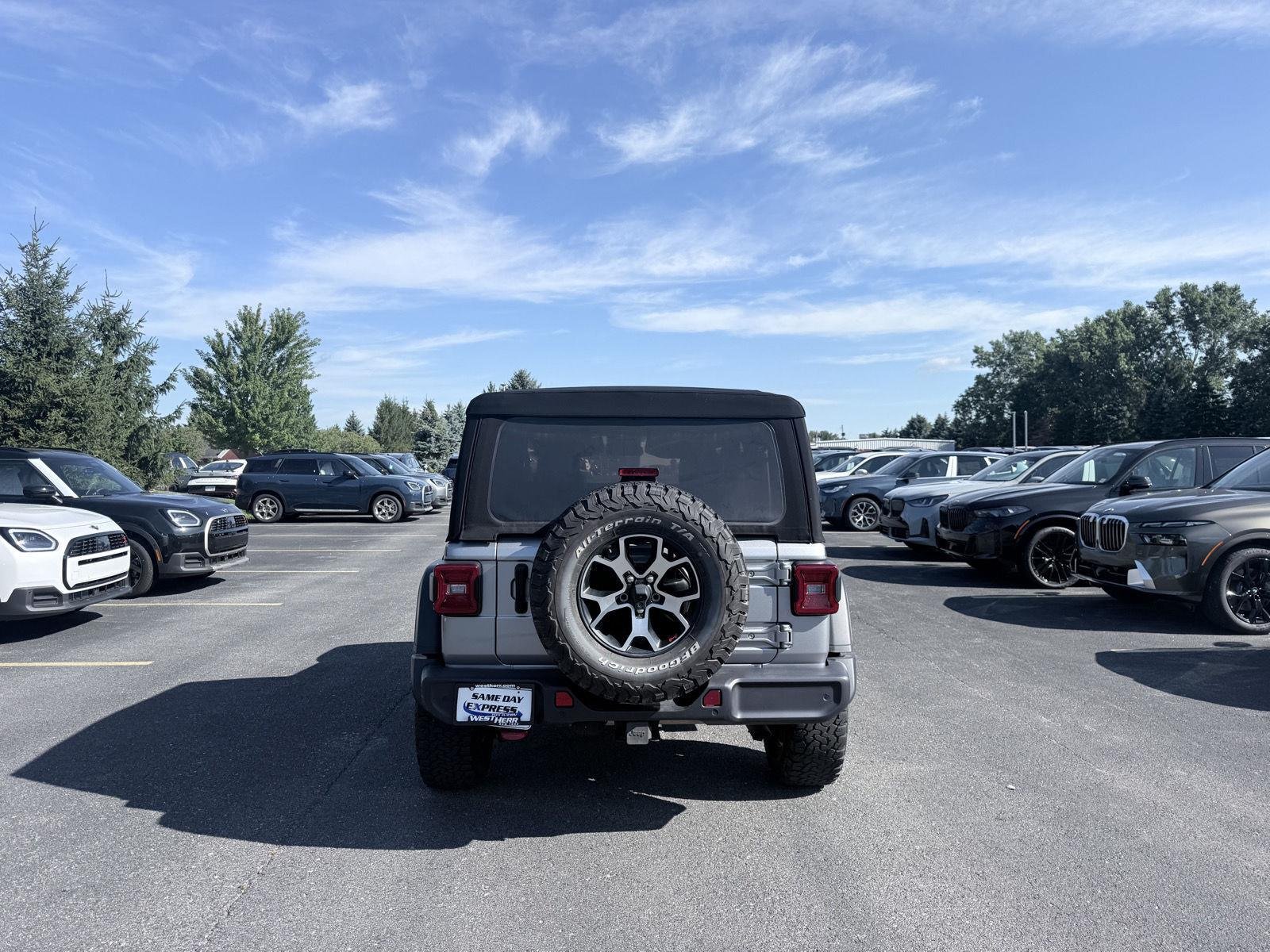 Used 2021 Billet Silver Metallic Clearcoat Jeep Rubicon image 6