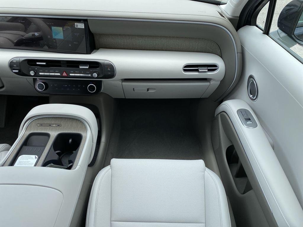 New 2026 Pacific Sapphire Hyundai Blue SEL 8P image 16