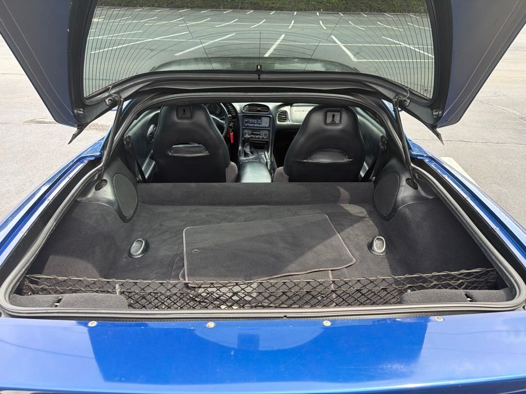 Used 2002 Electron Blue Metallic Chevrolet Base image 13