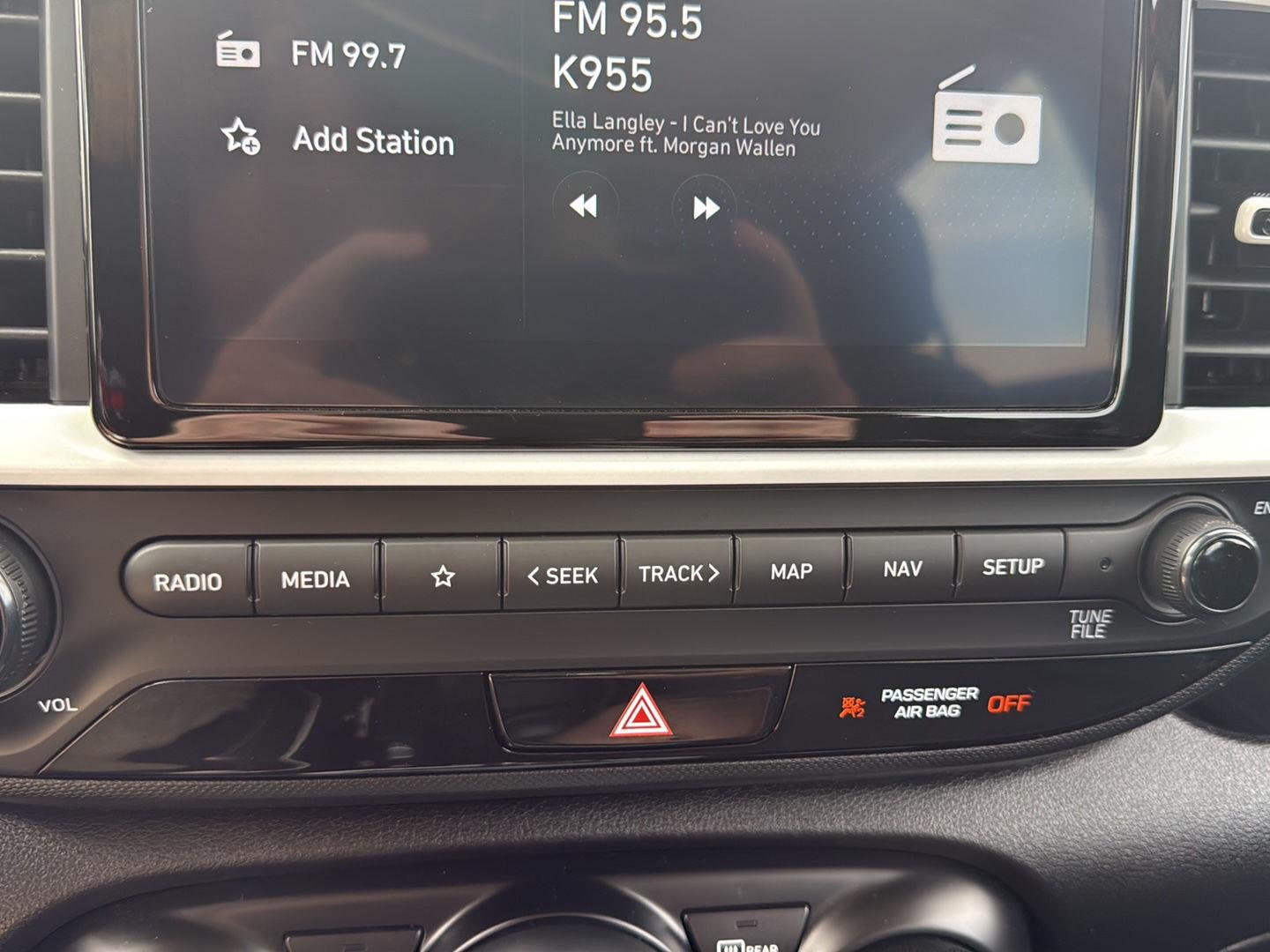 Used 2025 Ultimate Red Hyundai Limited image 18