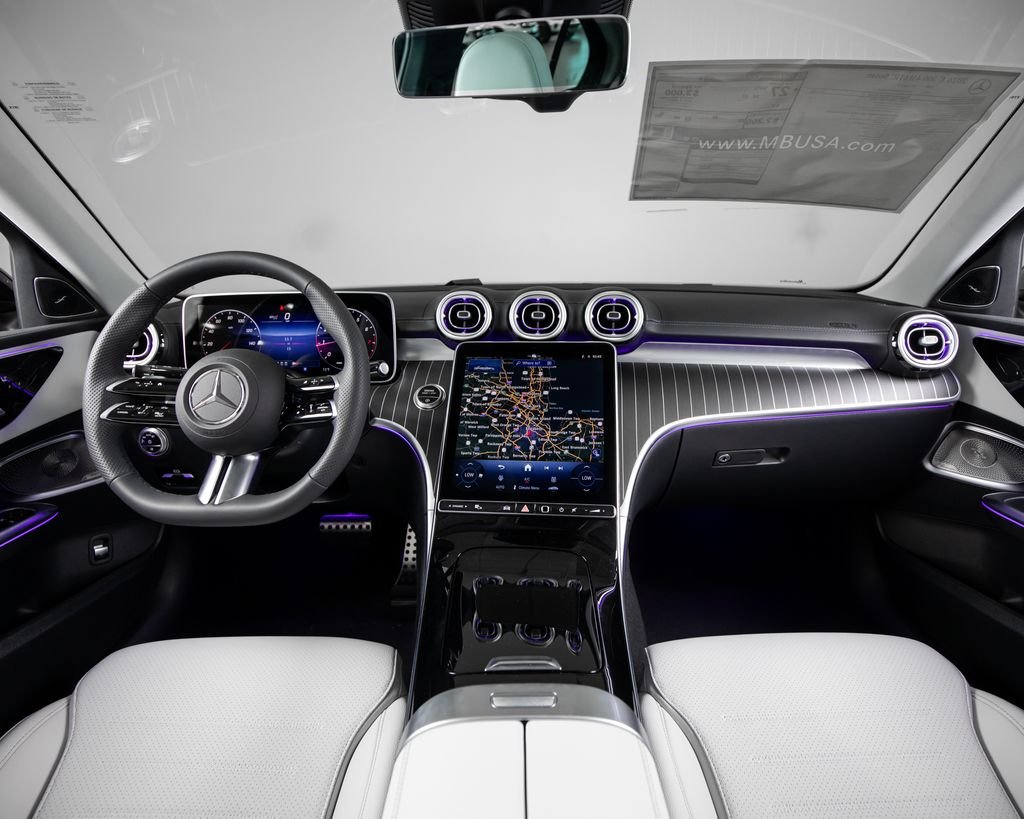 New 2026 MANUFAKTUR Alpine Grey Mercedes-Benz C 300 image 7