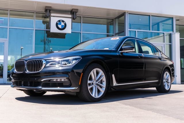 2018 BMW 7 Series 750i xDrive's photo
