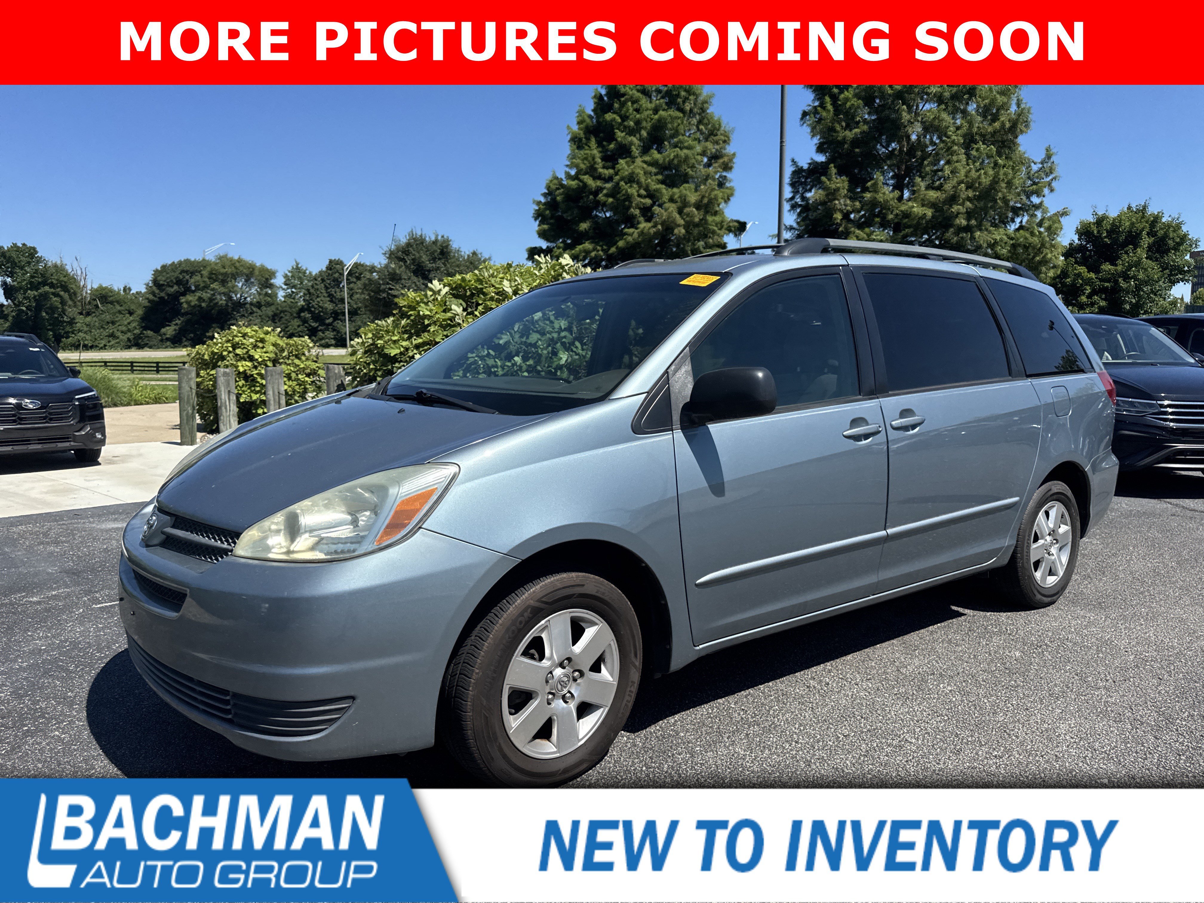 Used 2005 Blue Mirage Metallic Toyota LE image 10