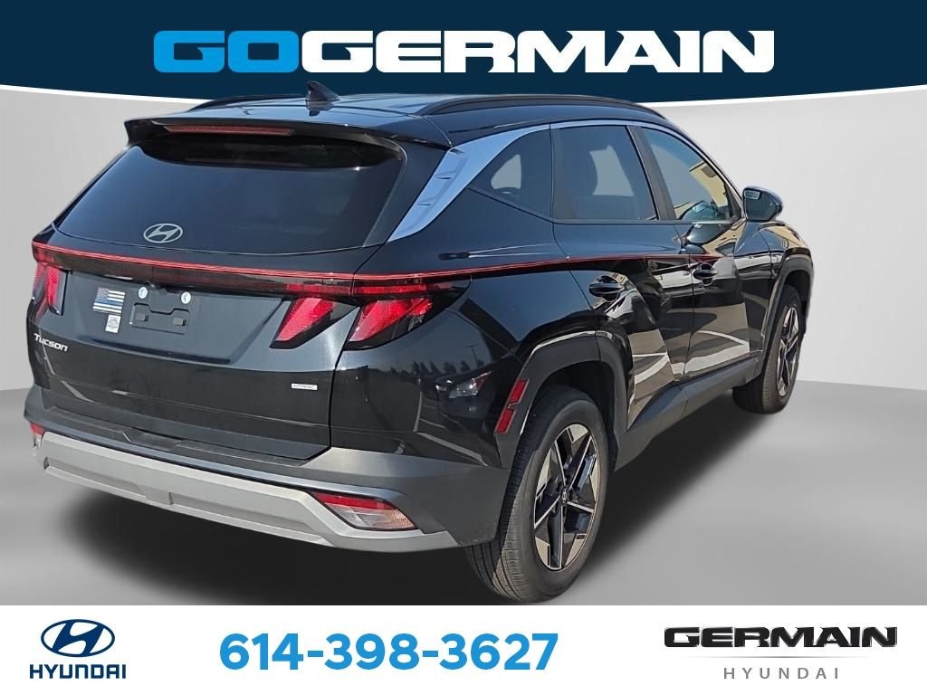 Used 2025 Black Hyundai SEL image 10