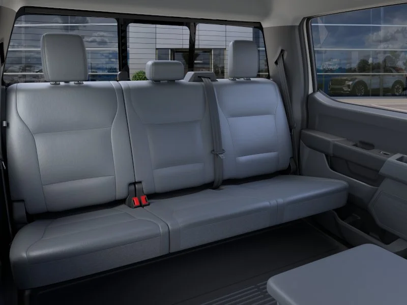 2025 Ford F-550 Super Duty Chassis Cab XL - Photo 11
