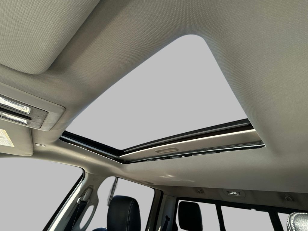Used 2017 Red Ram Laramie image 33
