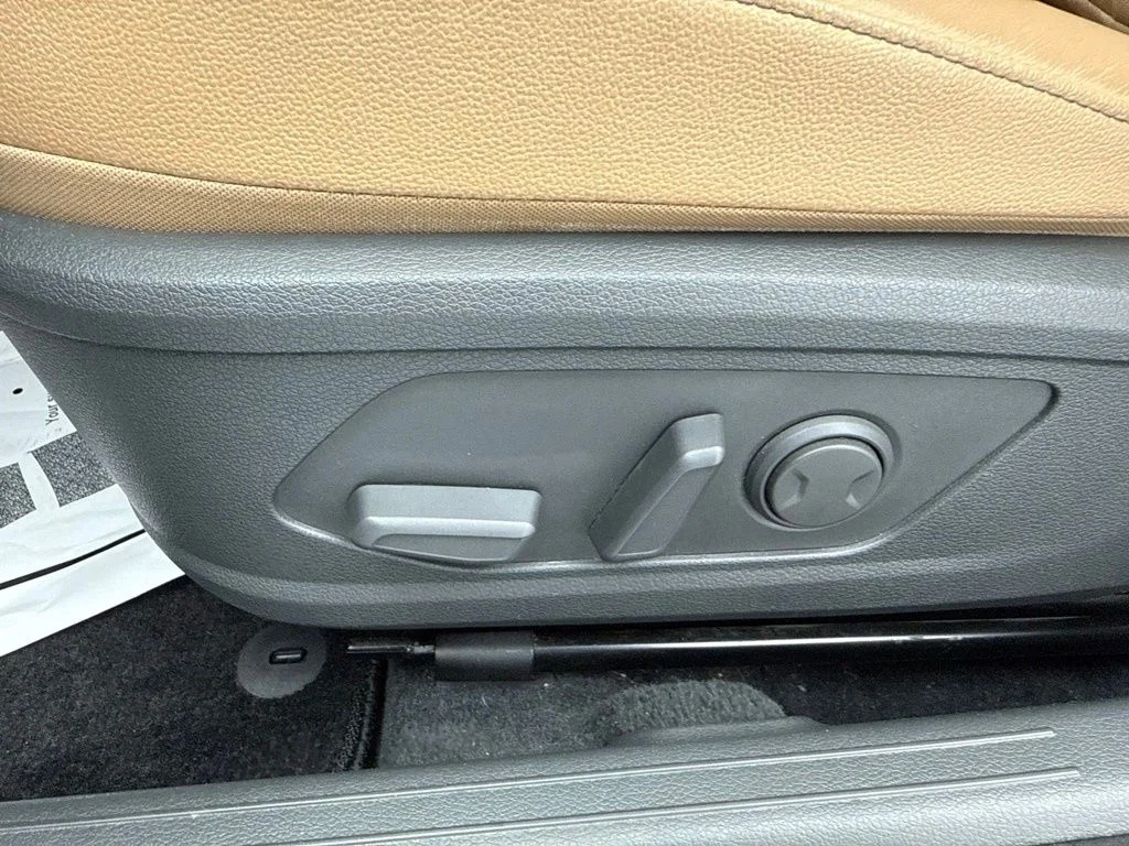 Used 2021 Gray Hyundai Limited image 19