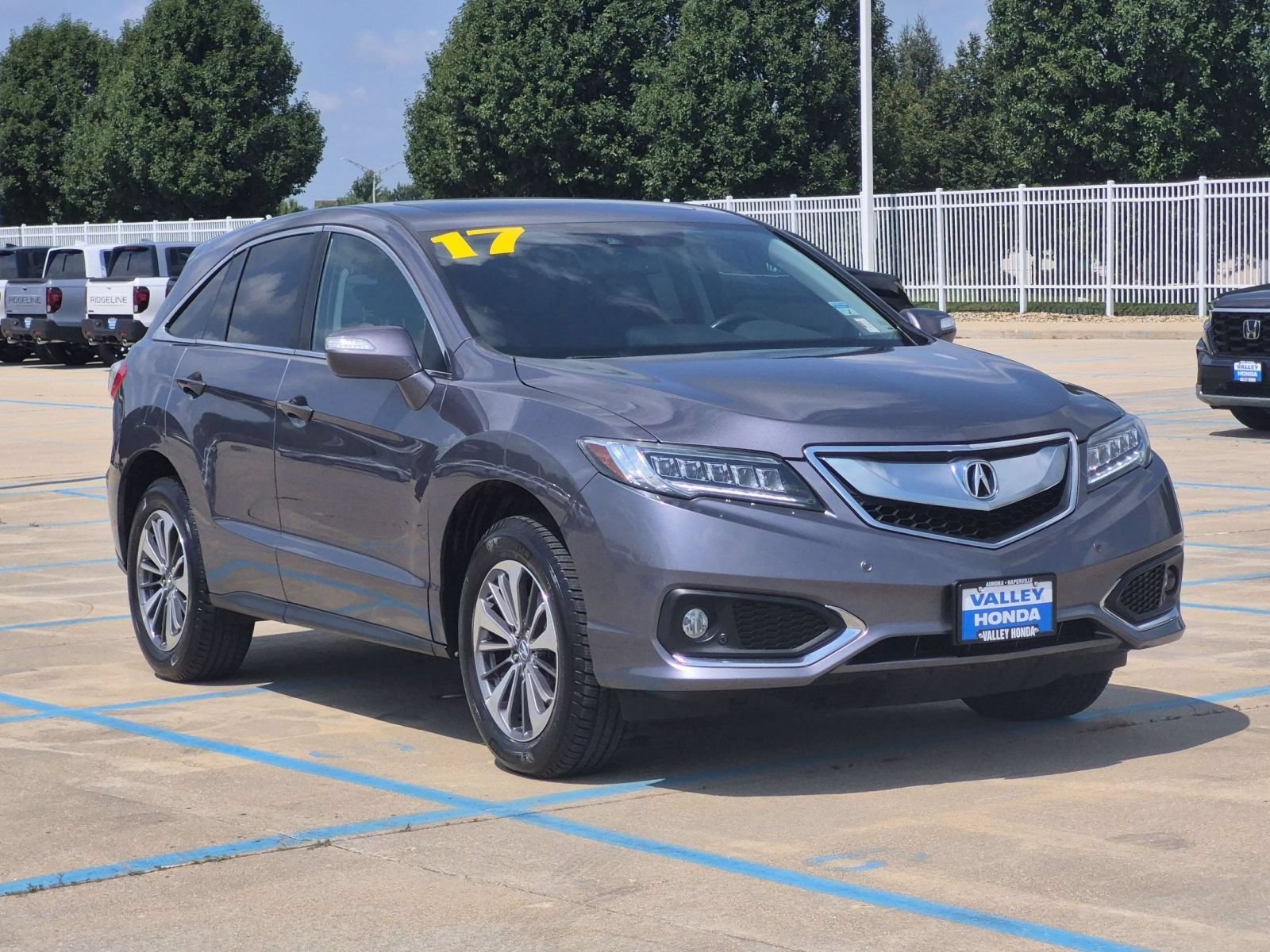 Used 2017 Gray Acura w/Advance Pkg image 4