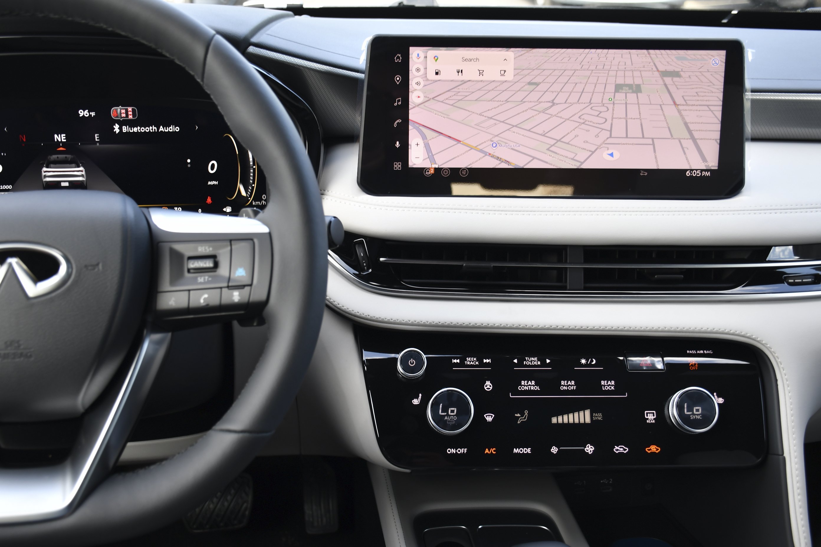 New 2027 GRAPHITE SHADOW INFINITI Luxe AWD image 11