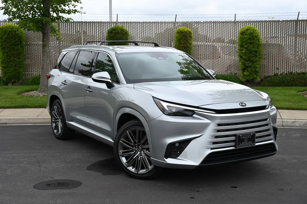 2026 Lexus TX 550h+ 550h+ Luxury's photo