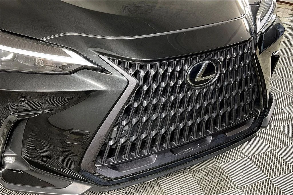 Used 2023 Black Lexus 350h Premium image 30