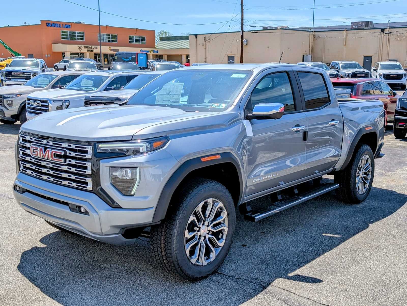 2026 GMC Canyon 4WD Denali Crew Cab Short Box's photo