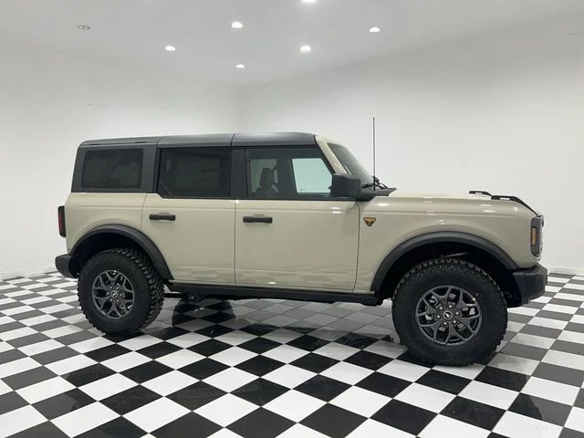 2025 Ford Bronco 4-Door Badlands - Photo 6