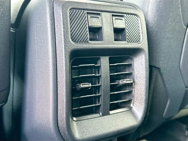 Used 2025 Gray Ford Badlands image 24