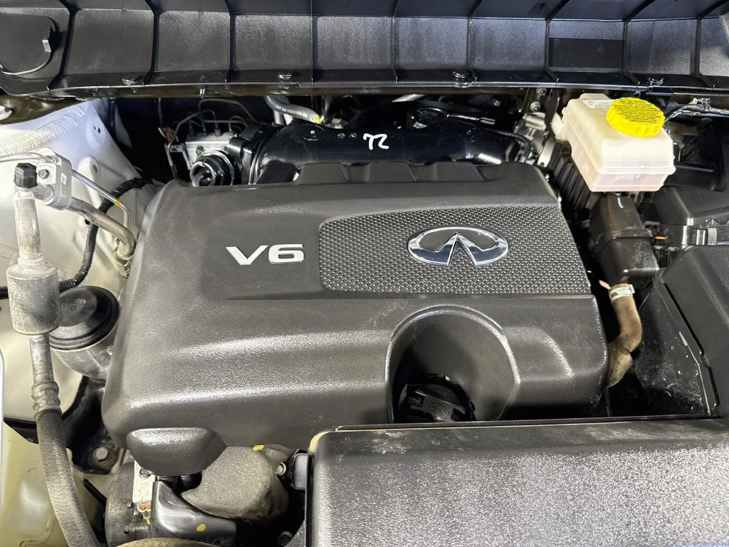 Certified Used 2024 White INFINITI PURE image 44
