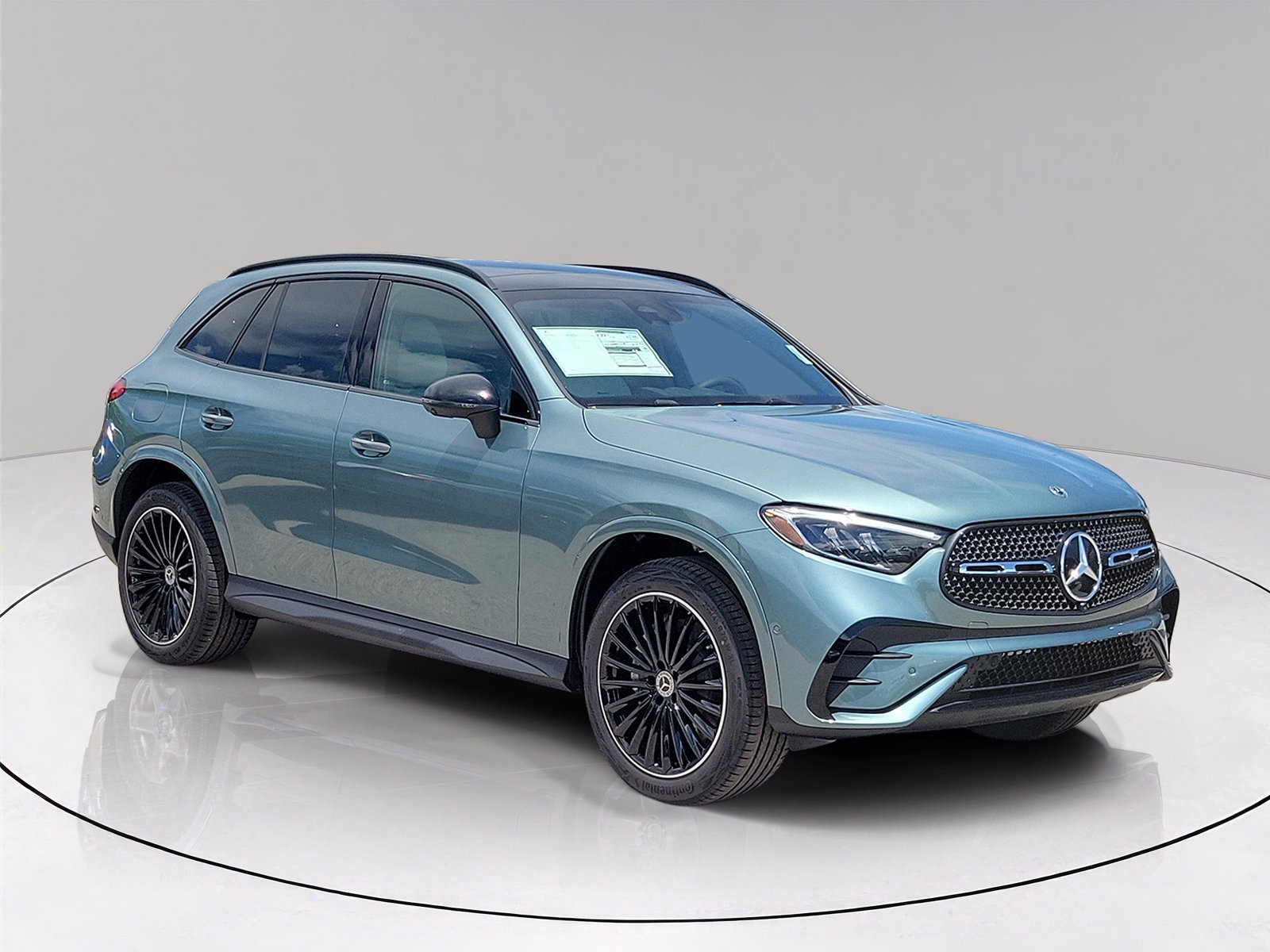 New 2027 Verde Silver Metallic Mercedes-Benz GLC 300 image 31