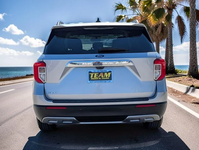 Used 2024 Silver Ford XLT image 6