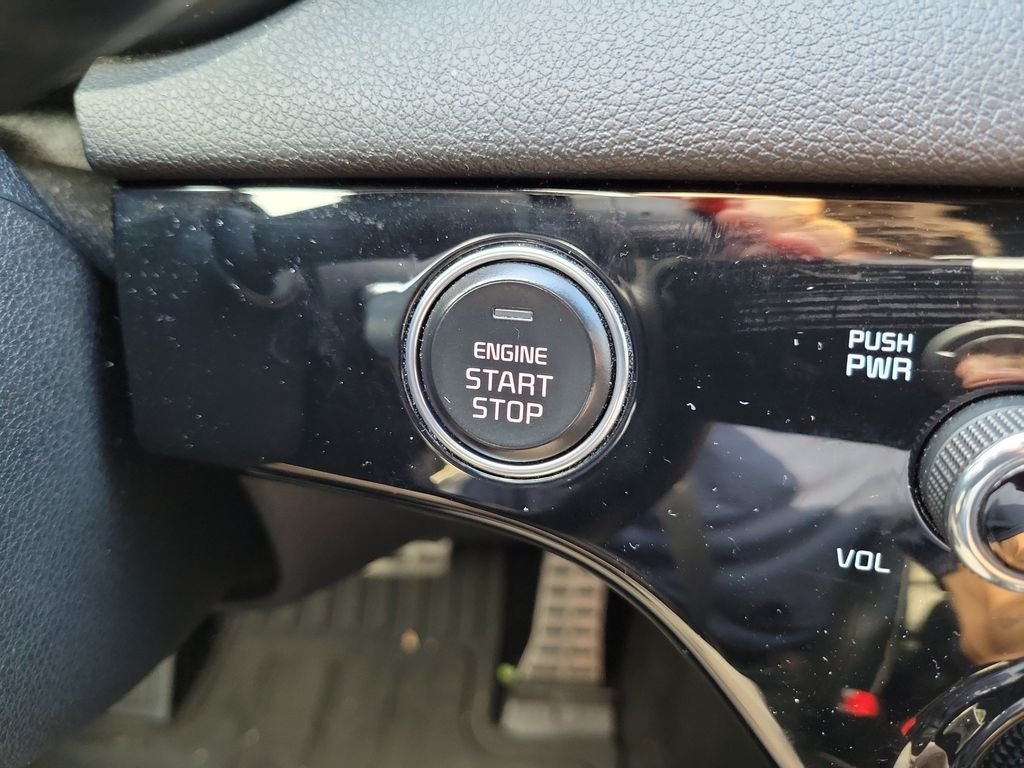 Used 2020 Steel Gray Kia SX image 32