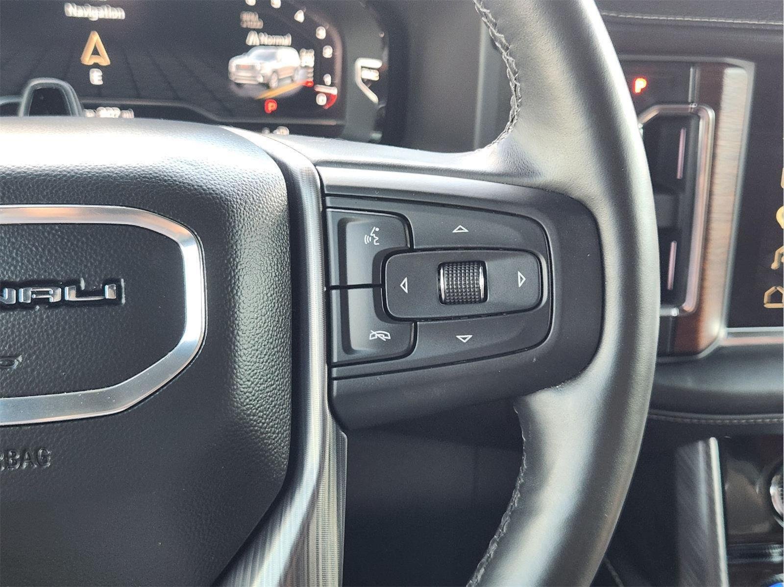 Used 2024 White Frost Tricoat GMC Denali Ultimate image 29