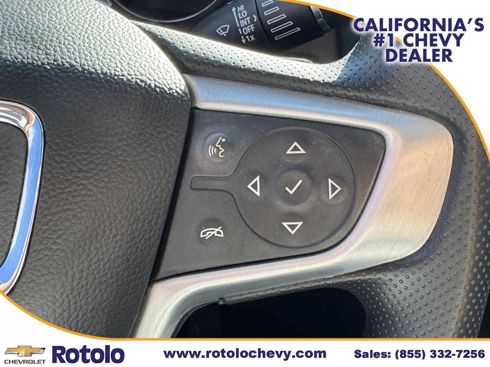 Used 2023 Summit White GMC SLE image 23