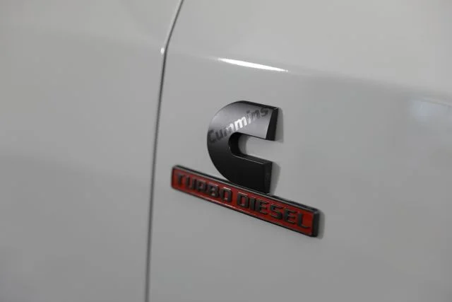 New 2026 Bright White Clear-Coat Exterior Paint RAM Limited image 30