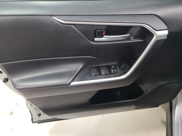 Certified Used 2024 Silver Sky Metallic Toyota XLE image 18