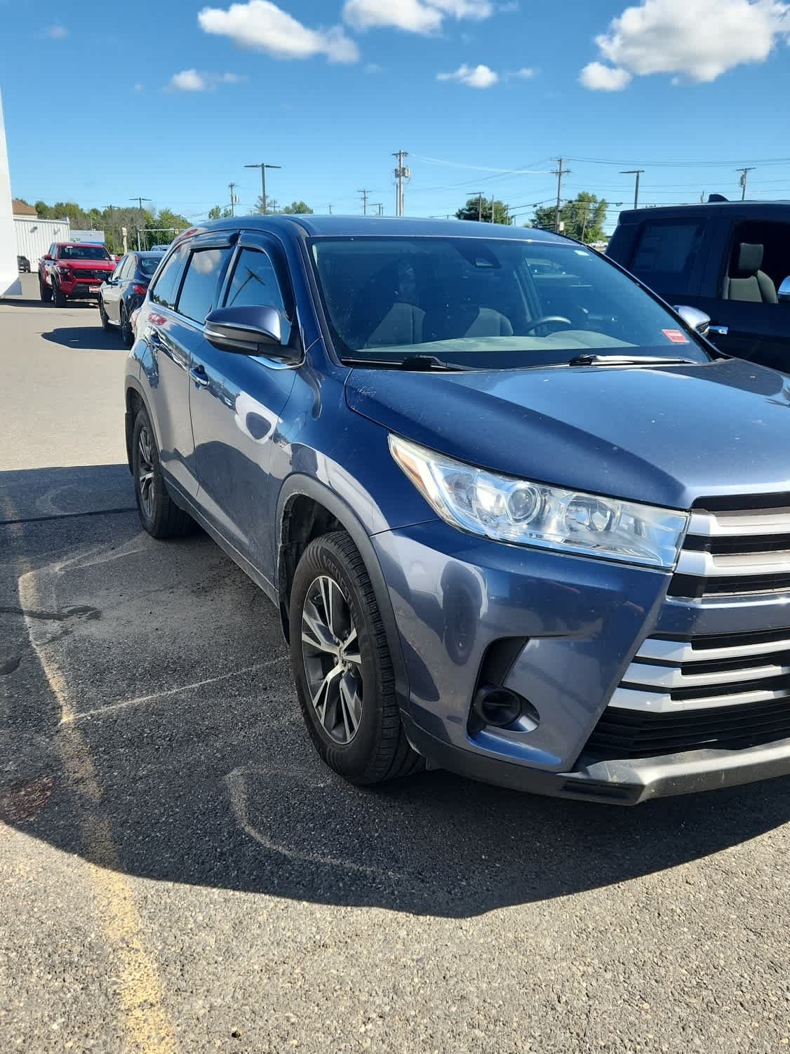 Used 2018 Toyota Highlander LE with VIN 5TDBZRFH9JS896233 for sale in Waterville, ME