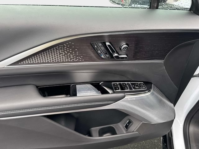 2026 Cadillac LYRIQ V Premium - Photo 17