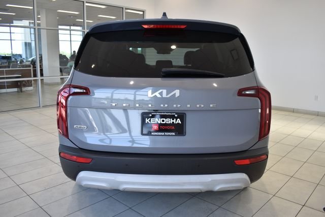 2022 Kia Telluride LX - Photo 8