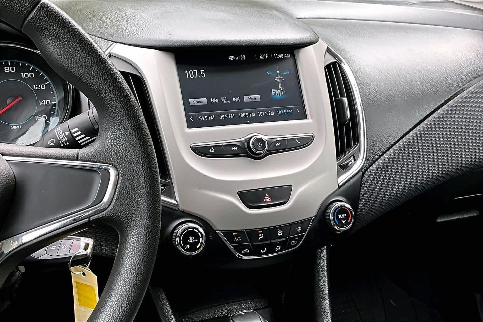 Pre-Owned 2018 Chevrolet Cruze LS