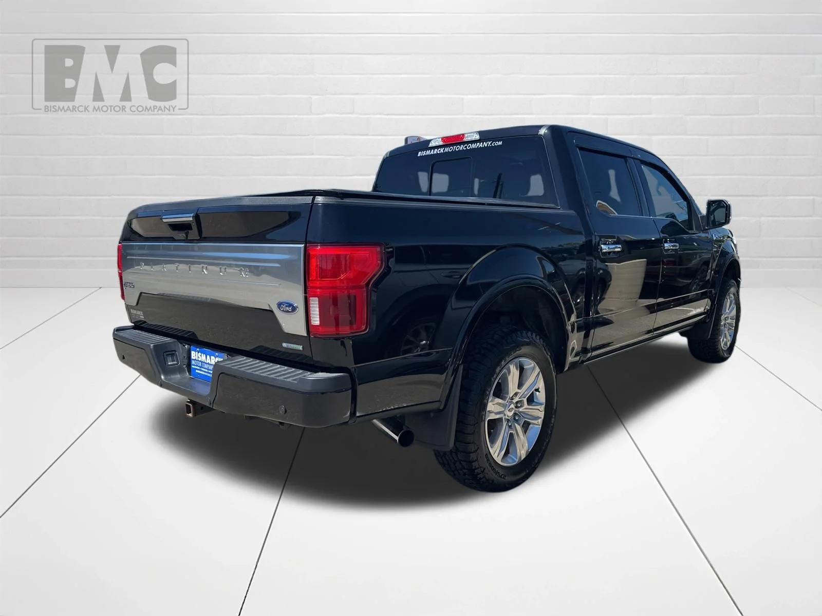 Used 2020 Black Ford Platinum image 3