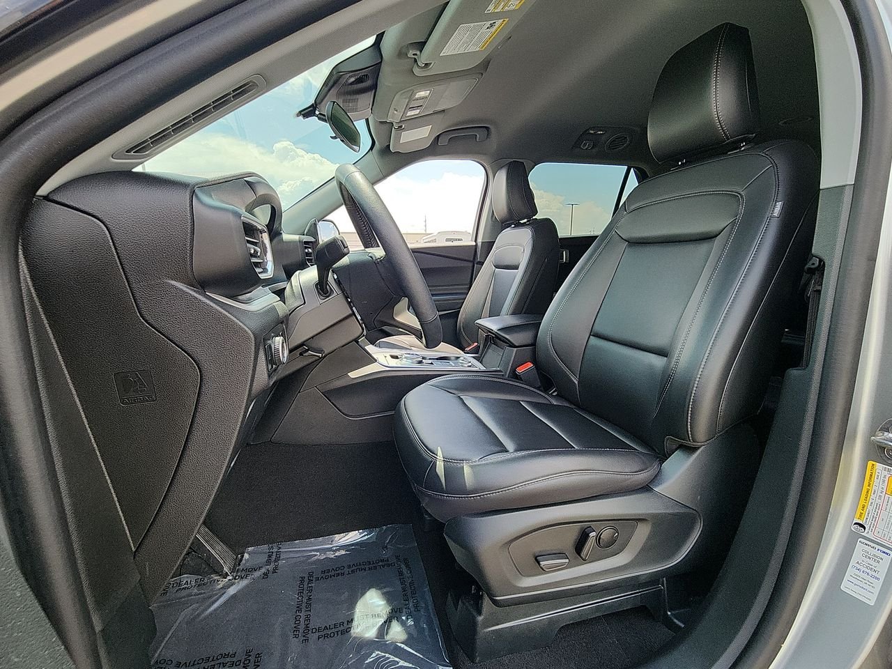 Used 2024 Silver Ford XLT image 11