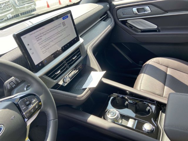 New 2026 Carbonized Gray Metallic Ford Platinum image 15