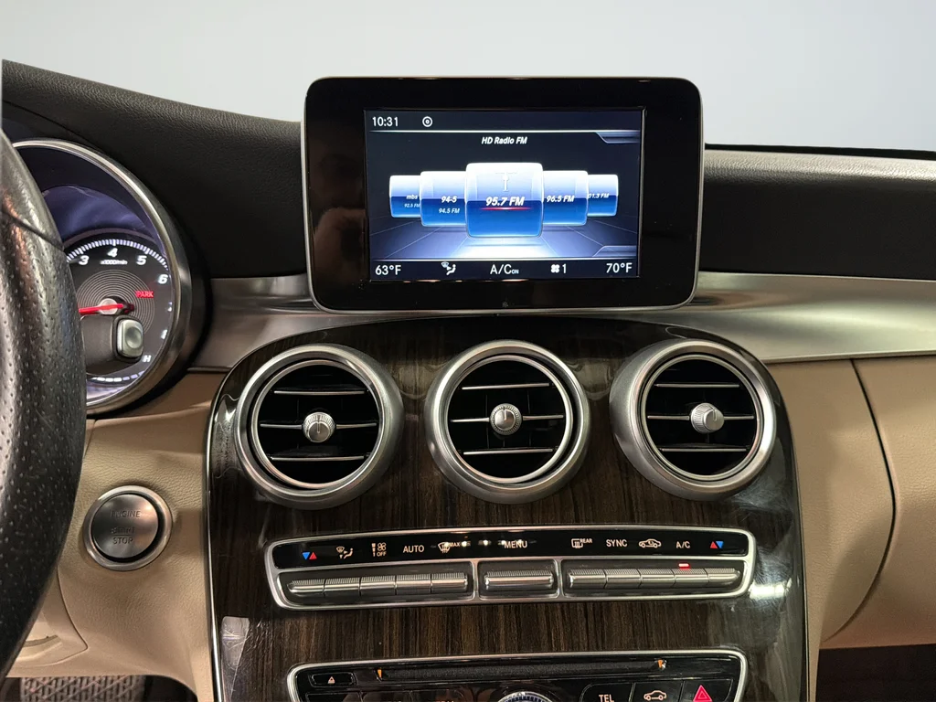 Used 2018 White Mercedes-Benz C 300 image 23