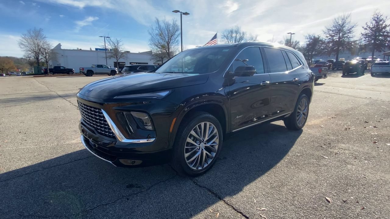 Used 2026 Ebony Twilight Metallic Buick Avenir image 4