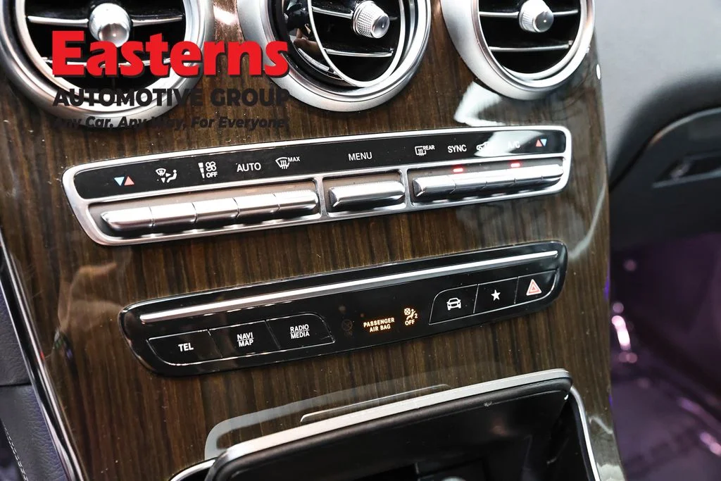 Used 2021 Black Mercedes-Benz GLC 300 image 19