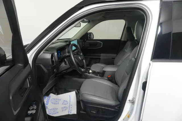 Certified Used 2025 Oxford White Ford Badlands image 25