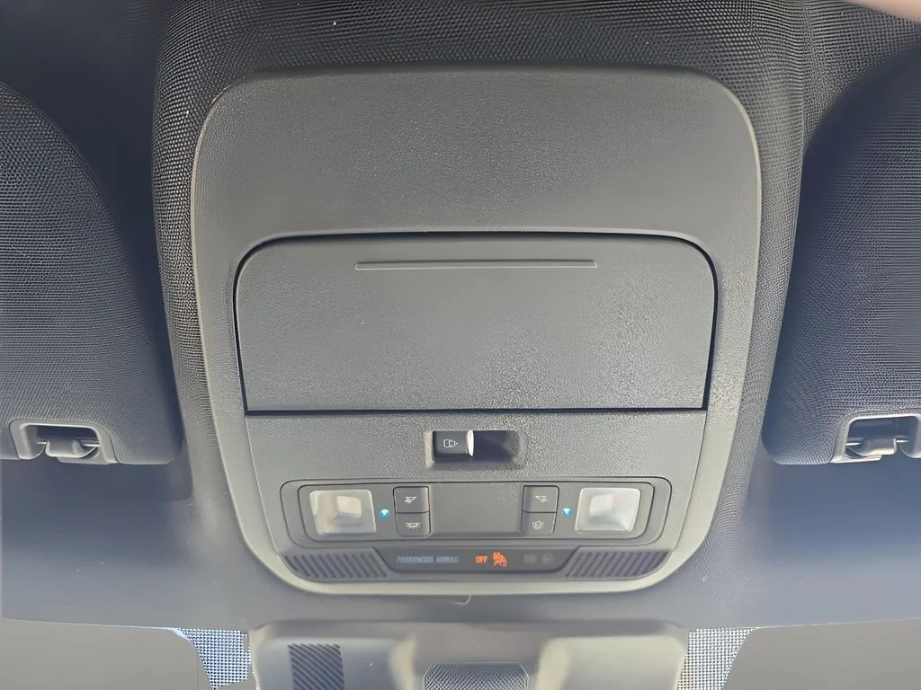 Used 2021 White Ford  image 28