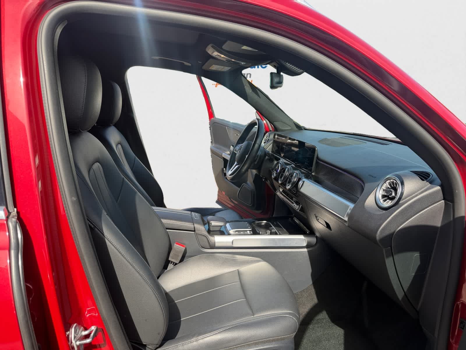 Used 2022 MANUFAKTUR Patagonia Red Metallic Mercedes-Benz GLB 250 image 19