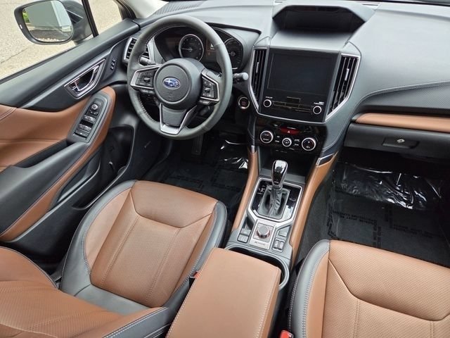Used 2024 Autumn Green Metallic Subaru Touring image 30