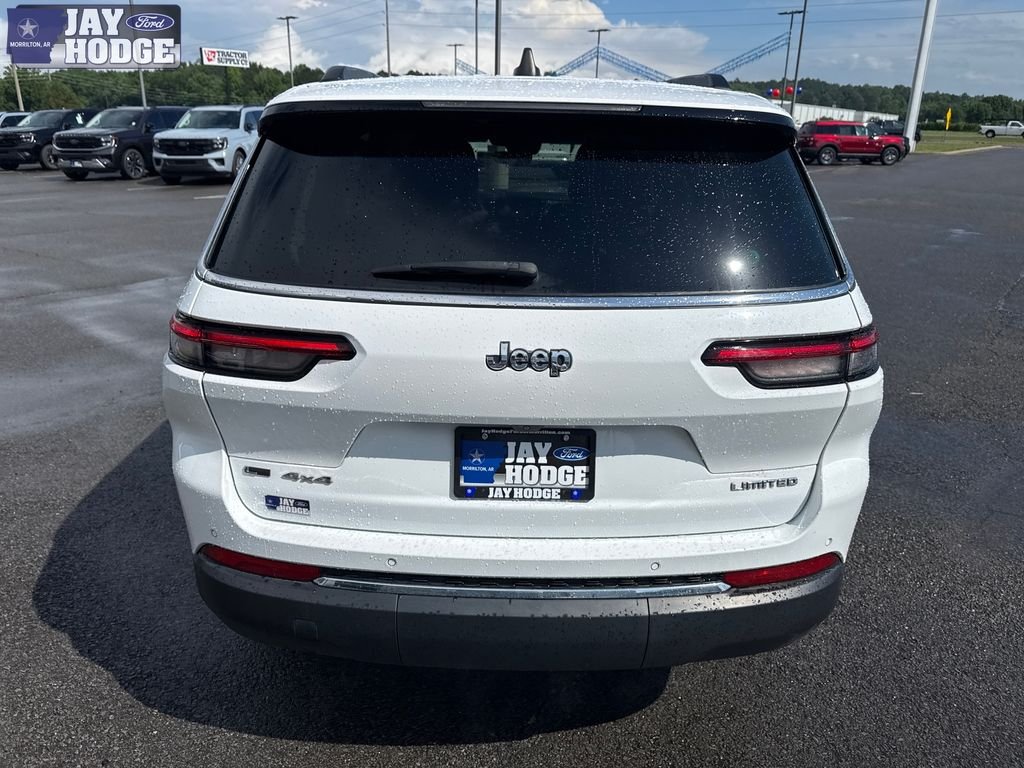 Used 2022 White Jeep Limited image 6