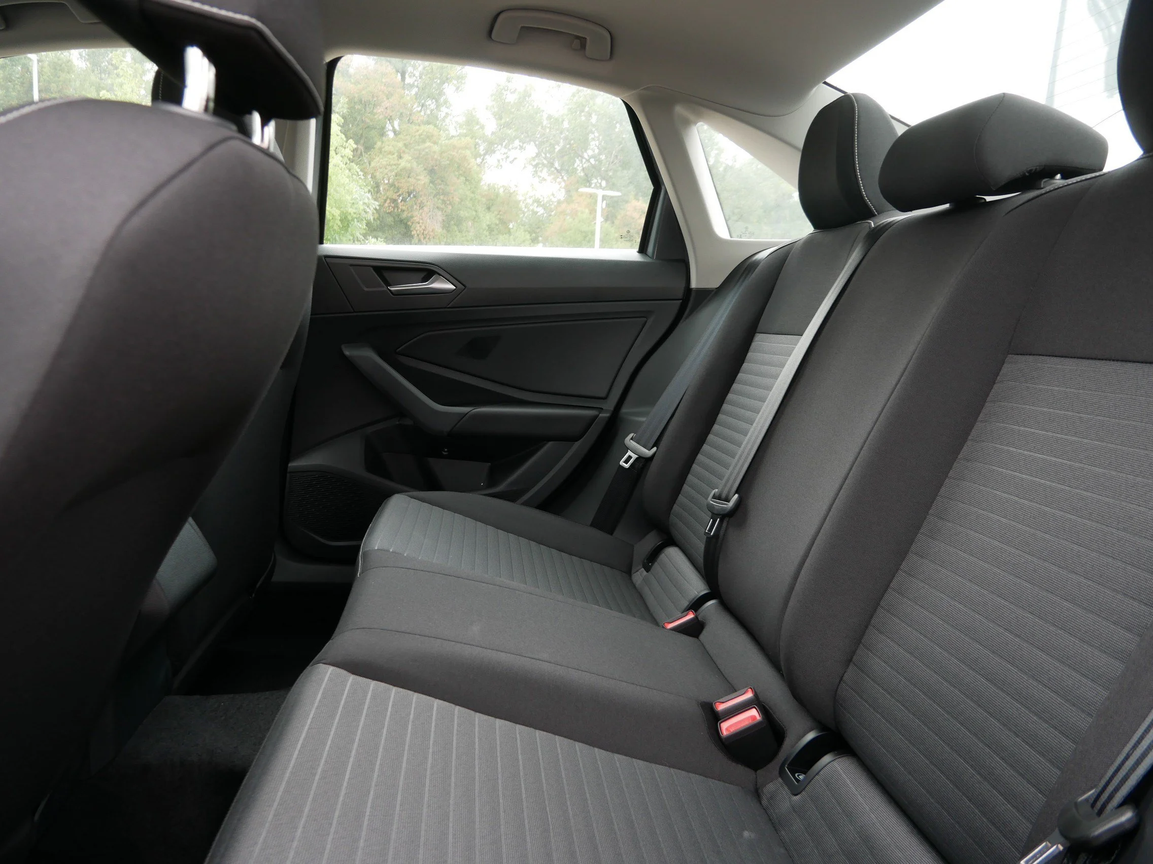 New 2026 Platinum Gray Metallic Volkswagen S image 5