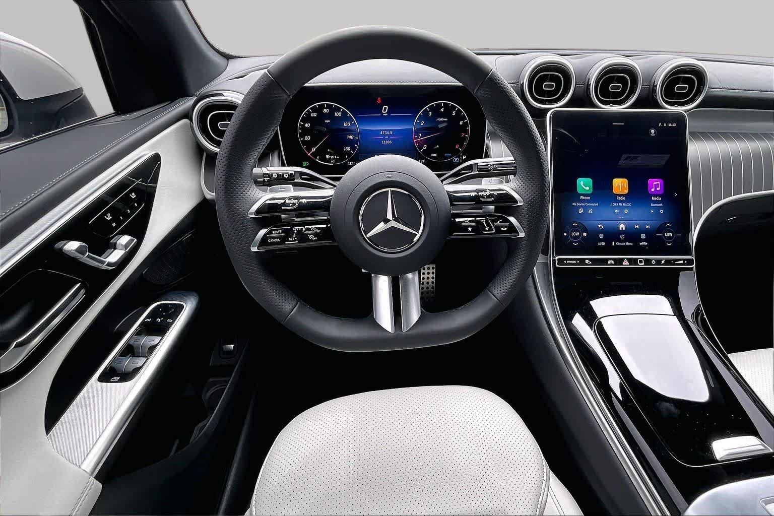 Used 2026 Polar White Mercedes-Benz GLC 300 image 6