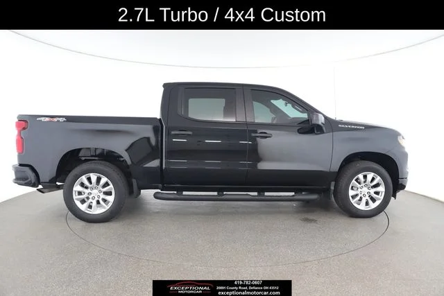 Used 2023 Black Chevrolet Custom image 22