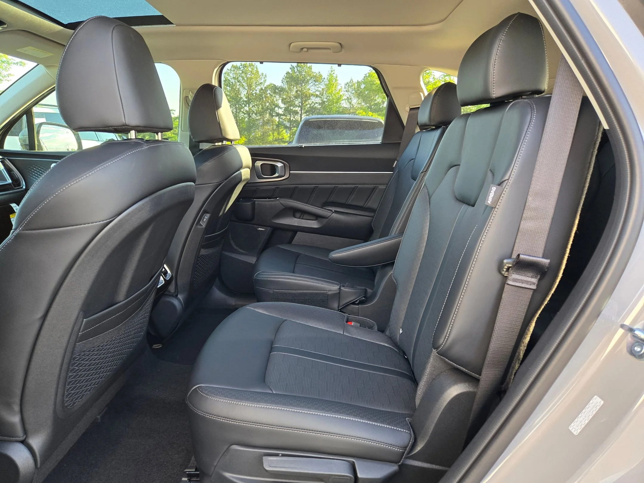 New 2026 Wolf Gray Kia SX image 35