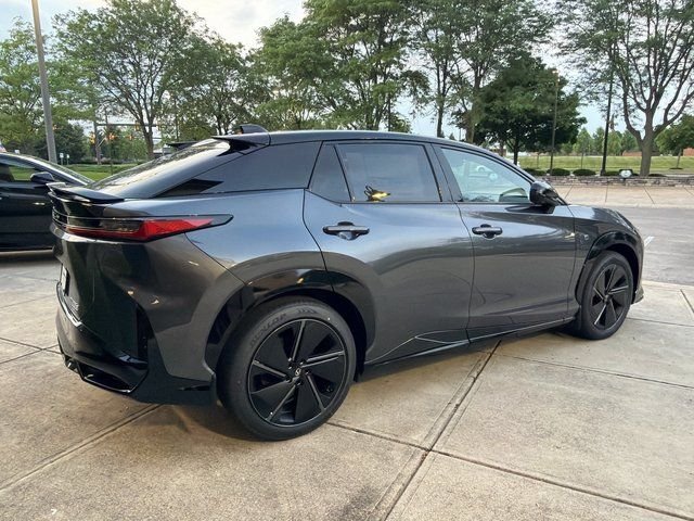 New 2026 Cloudburst Gray and Black Onyx Lexus  550e F SPORT AWD image 13