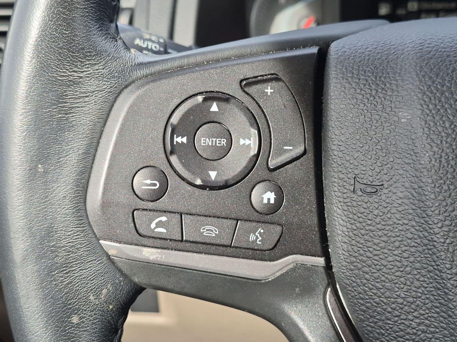 Used 2019 White Diamond Pearl Honda EX-L image 29