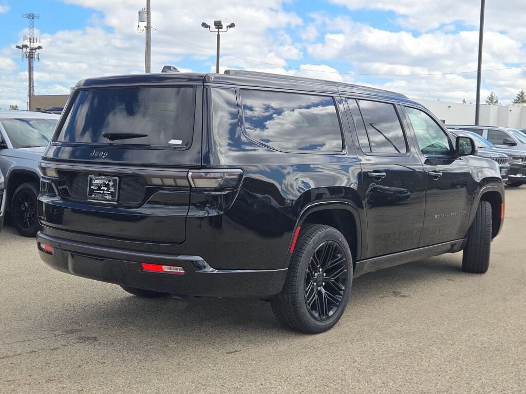 New 2026 High Gloss Black Exterior Paint Jeep Limited Reserve image 13