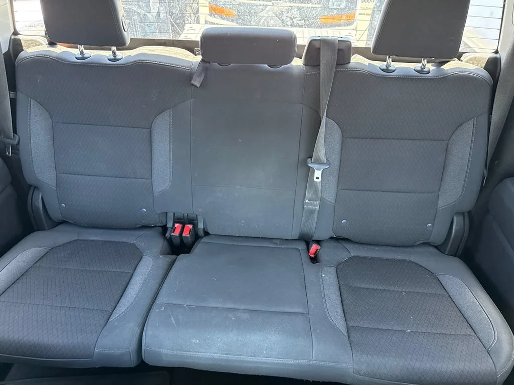 Used 2021 SHADOW GRAY METALLIC Chevrolet LT image 4
