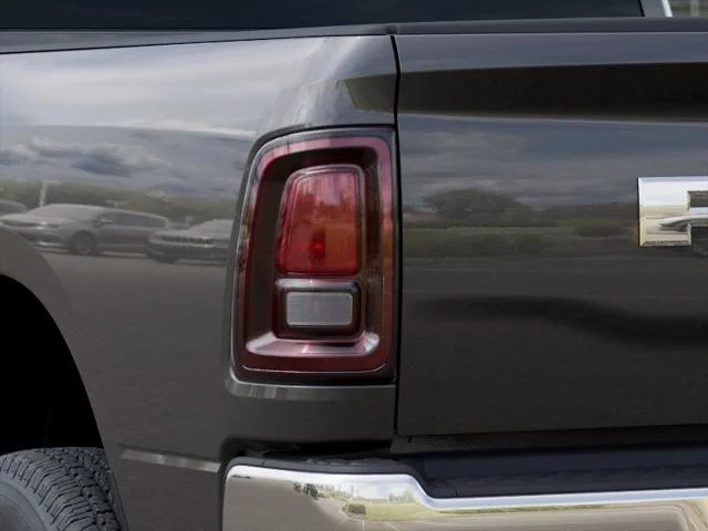New 2025 Granite Crystal Metallic Clear-Coat Exterior Paint RAM TRADESMAN image 39